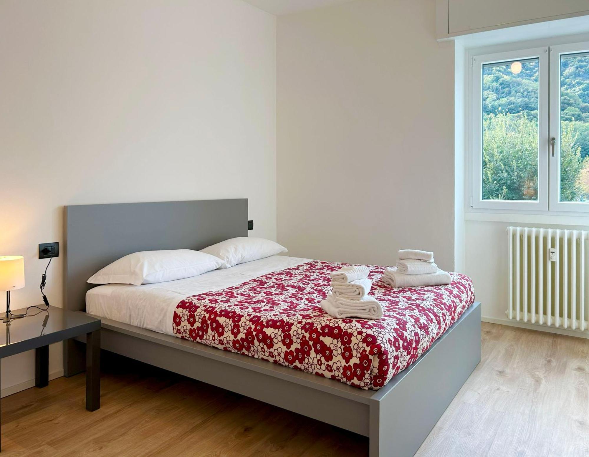 Lecco Lakefront Retreat المظهر الخارجي الصورة